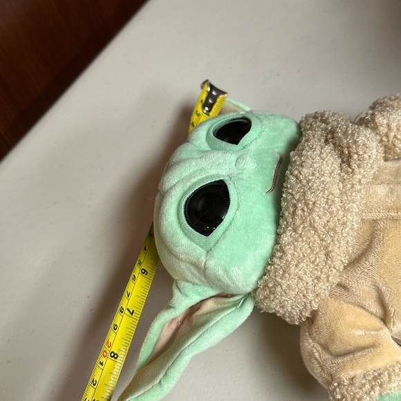 Star Wars the Mandalorian the child Grogu Baby Yoda plush - Picture 4 of 14